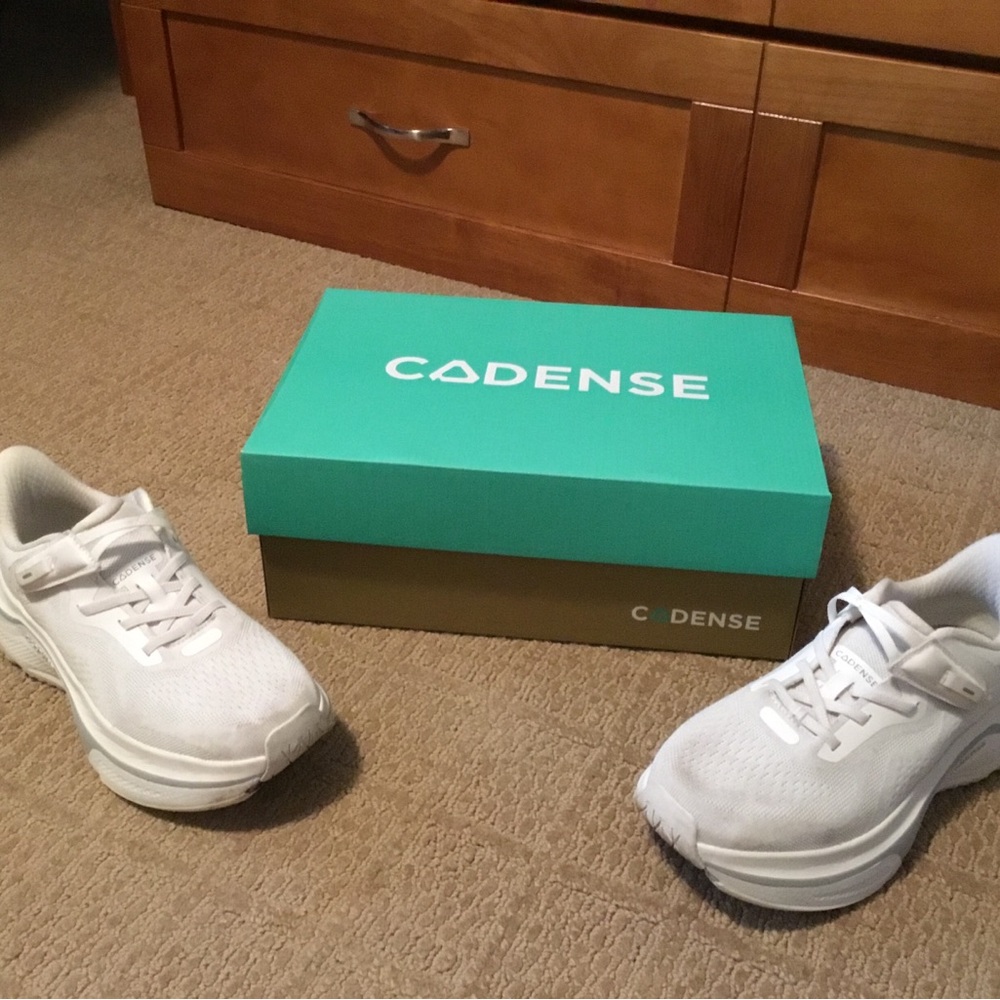 Cadense White Women's Walking Sneakers